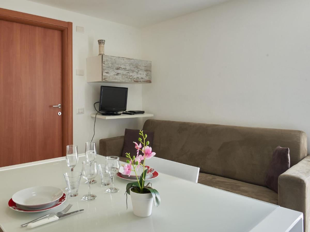 Apartment Rustico Maria - Dma390 By Interhome Vercana エクステリア 写真