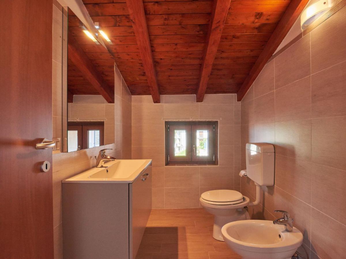 Apartment Rustico Maria - Dma390 By Interhome Vercana エクステリア 写真